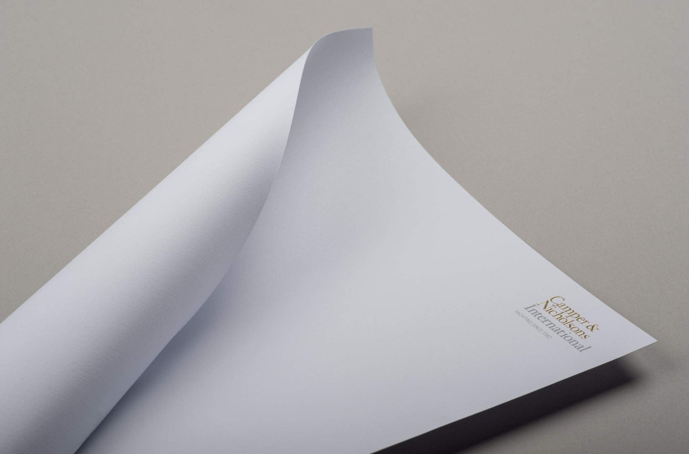 Camper & Nicholsons International stationery set